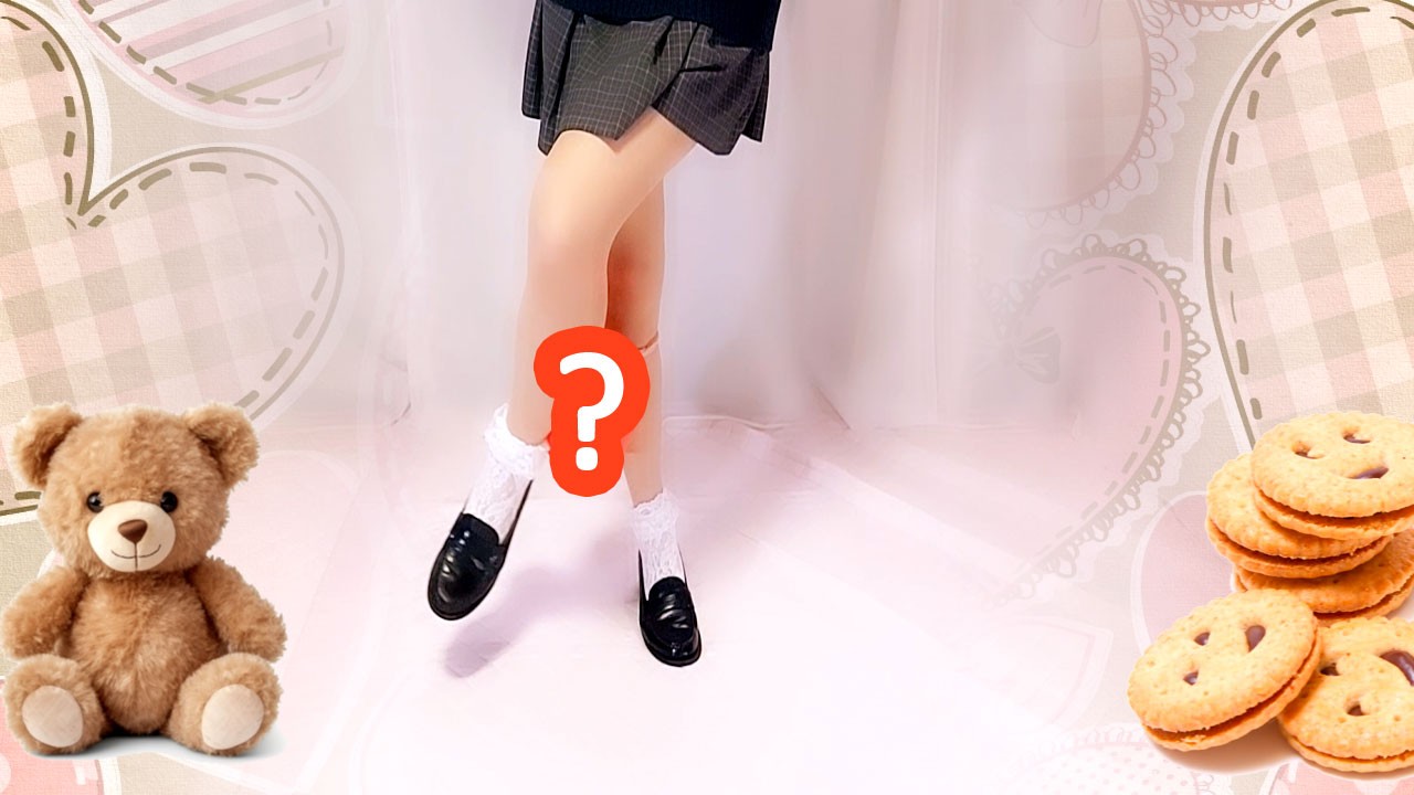 【stockings】ベージュストッキングとローファーと制服スカート【カバコ】