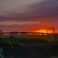 跨線橋の日の出