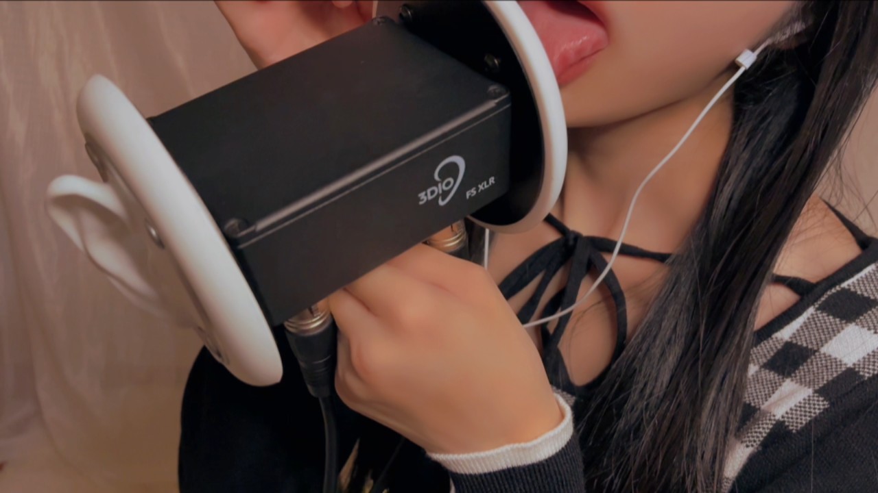 【ASMR動画】シリコンスプーンを耳の近距離で舐める💓