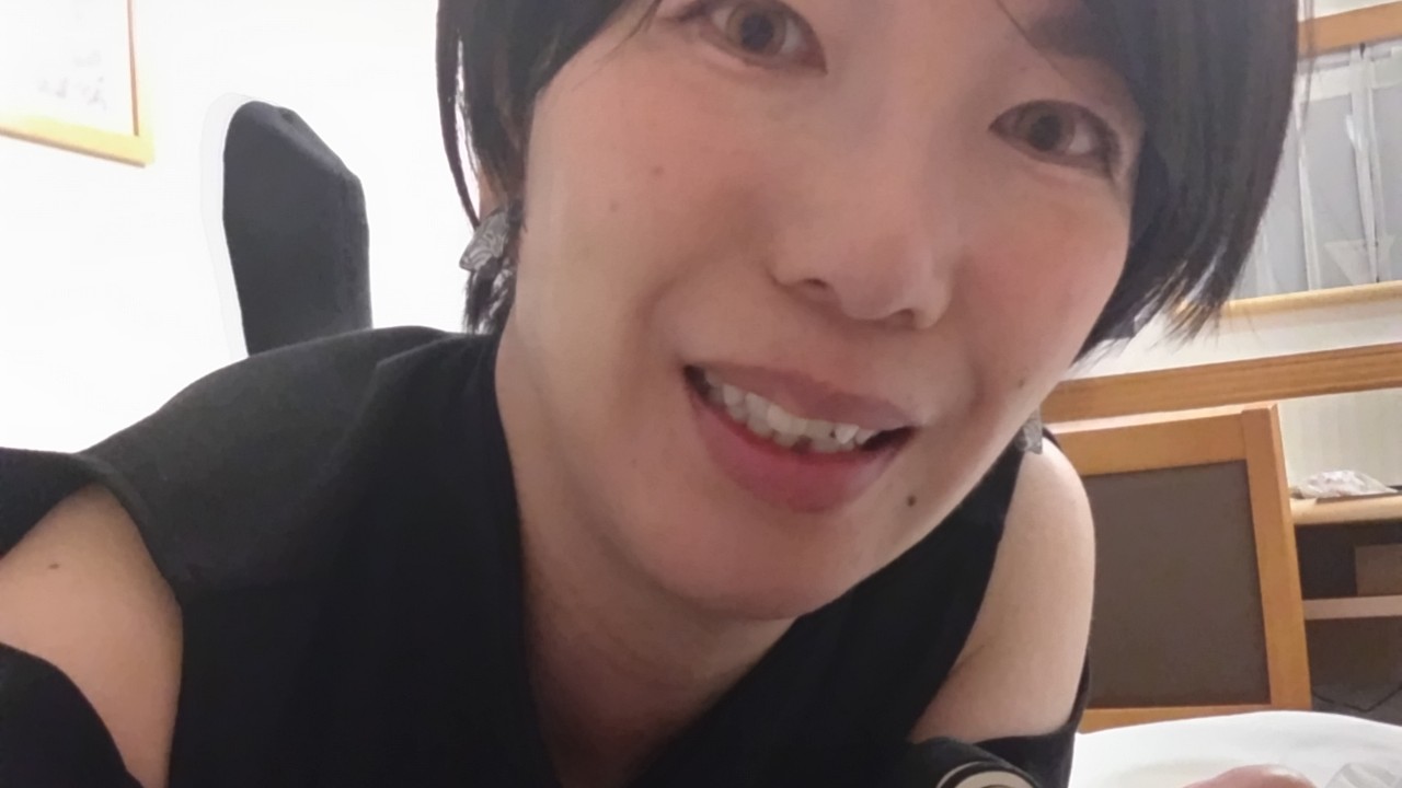 肩出し可愛いね🎶